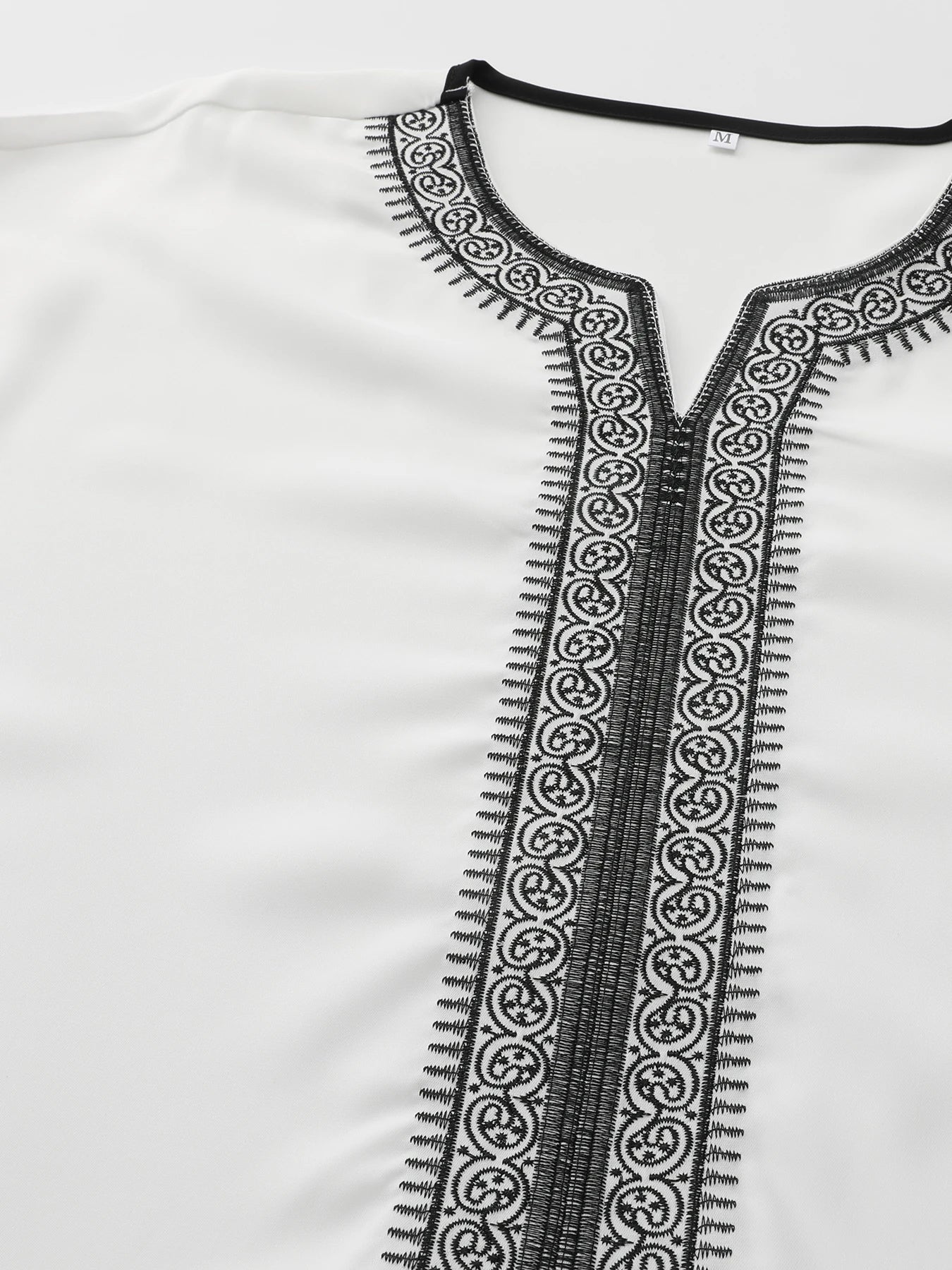 Caftan blanc brodé à manches courtes pour femme, vêtement islamique élégant pour l'été, nouvelle collection 2025