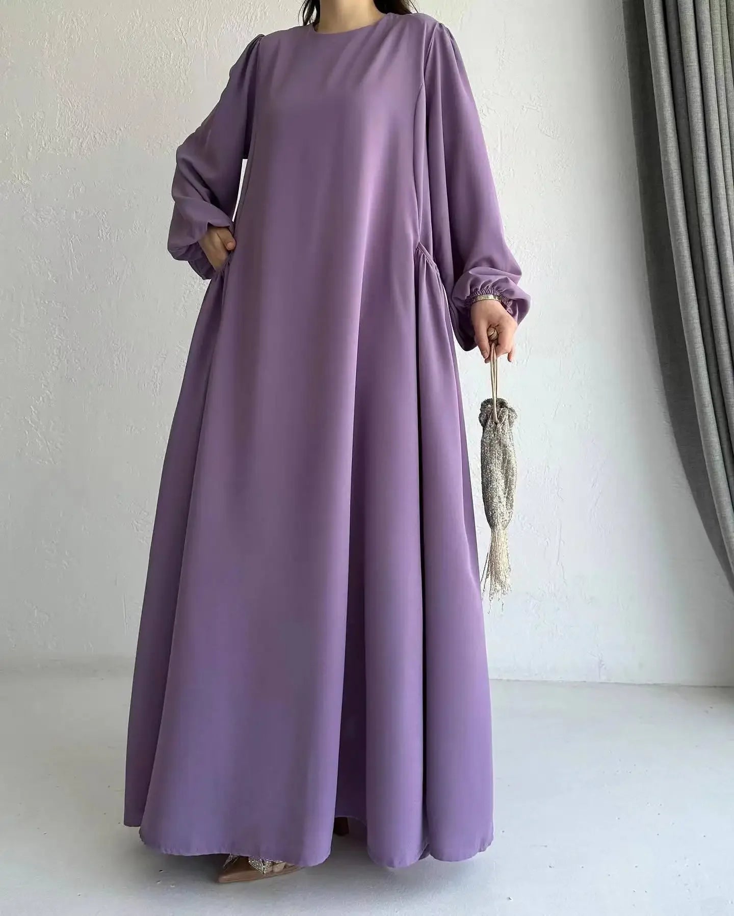Robe Abaya longue et ample pour femmes musulmanes, couleur unie, style moyen-oriental, manches longues, col rond, longueur cheville, fibre de polyester